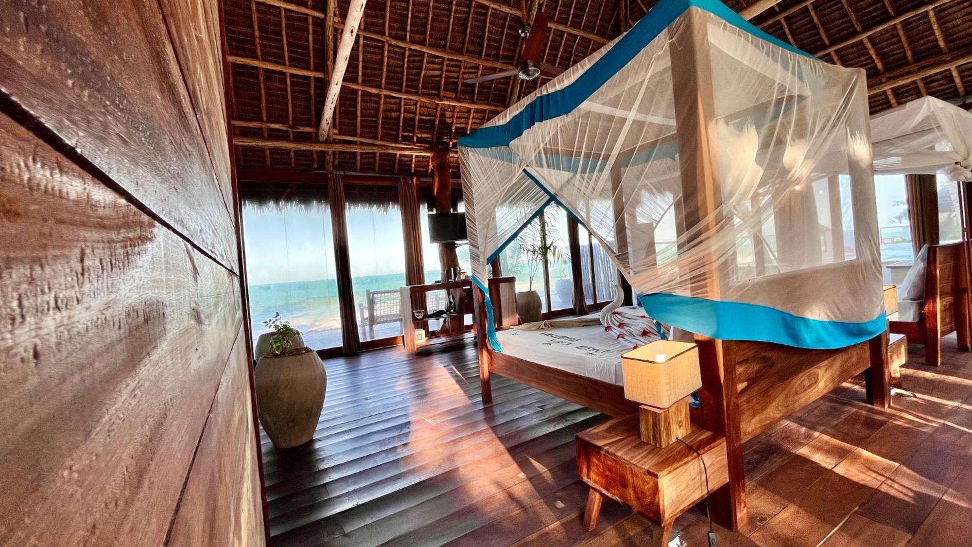 Tiki Beach Club & Resort (Adults Only) Буейю Екстериор снимка
