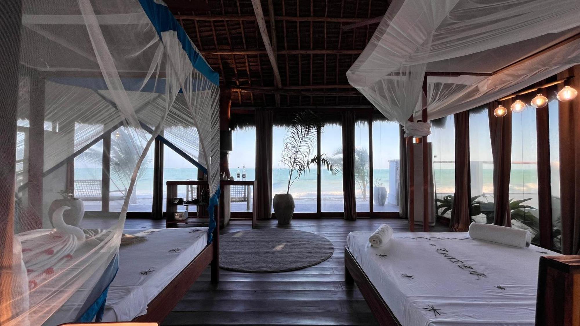 Tiki Beach Club & Resort (Adults Only) Буейю Екстериор снимка